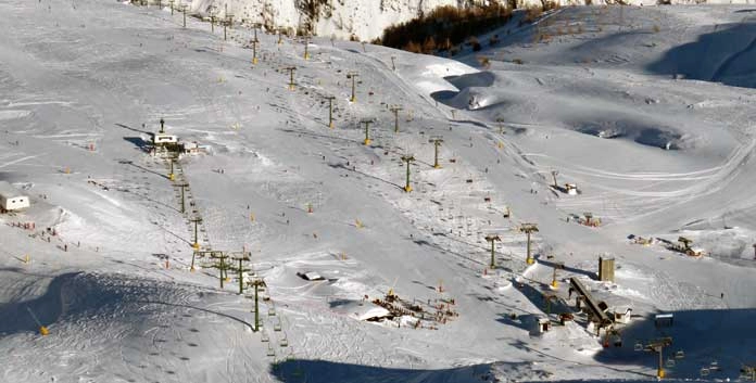 Bij Les Suches liggen skipisten, skipisten en nog meer skipisten. Vooral beginners en lichtgevorderden kunnen hier prima skiën. © Skigebiedengids.nl