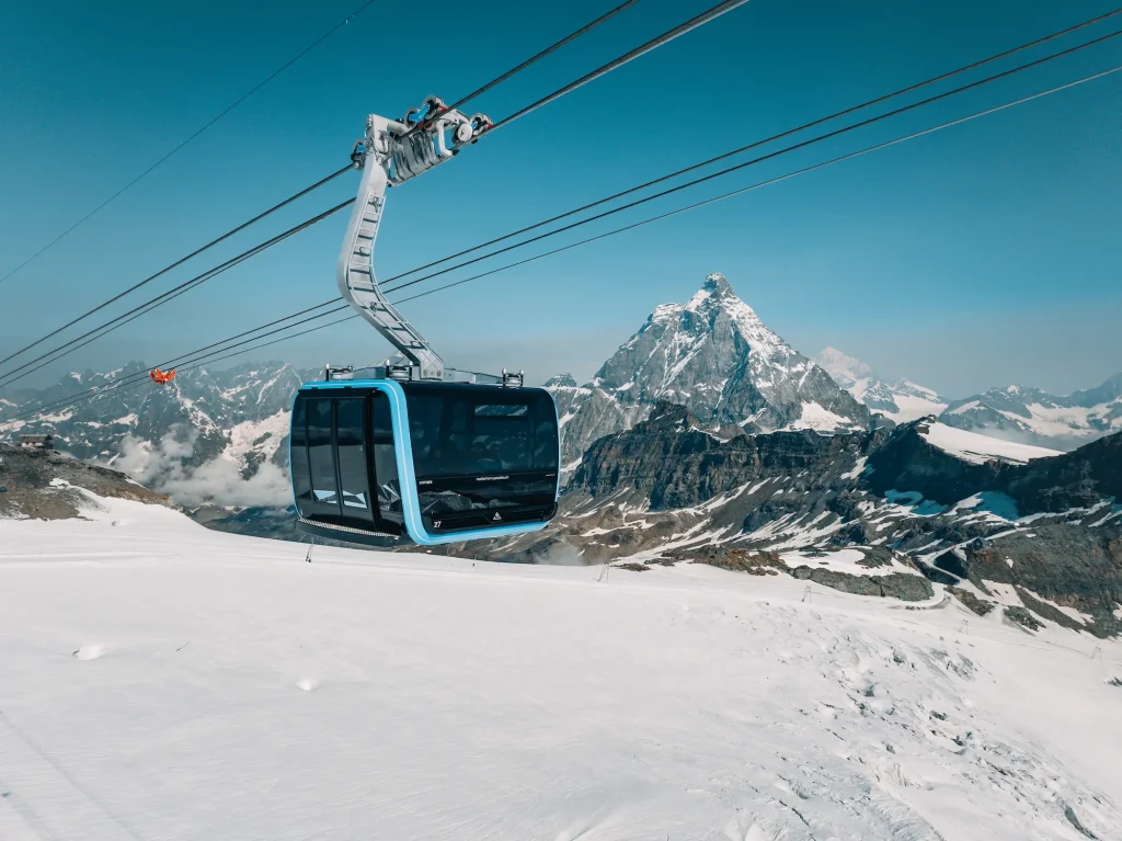 Matterhorn Alpine Crossing Zermatt Breuil Cervinia © Zermatt Bergbahnen