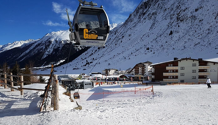 Een hotel aan de piste in Galtür is wel zo comfortabel © SkigebiedenGids.nl