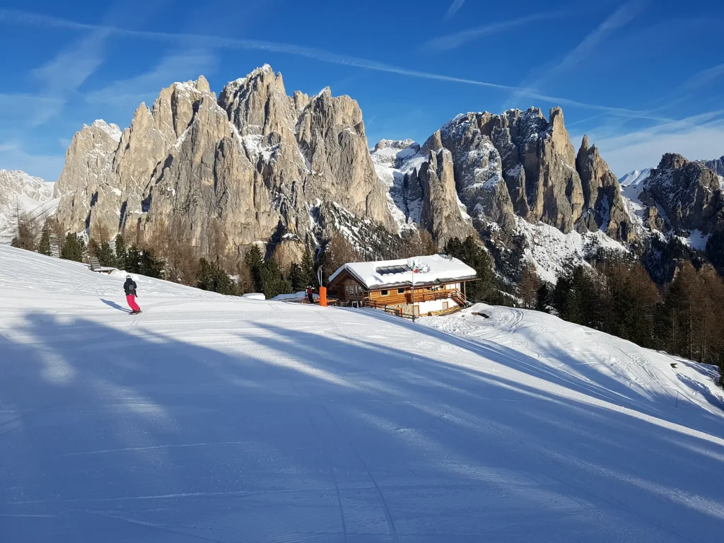 Skigebied Val di Fassa in de Italiaanse Dolomieten. © Skigebiedengids.nl