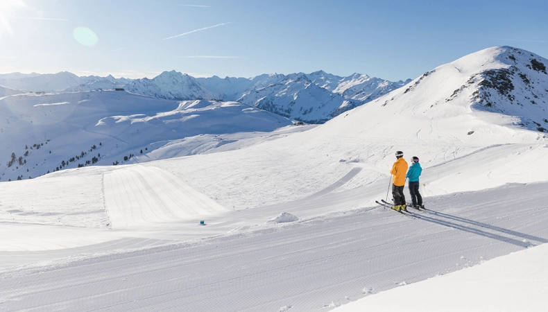 Van de ruim 75 kilometer aan skipistes in de Wildkogel-Arena is 85 procent blauw of rood © Wildkogel-Arena Neukirchen Bramberg