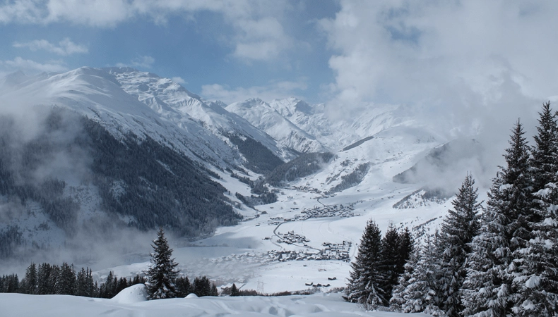 Op wintersport in Disentis en Andermatt heb je echt het gevoel dat je aan het einde van de wereld zit. © Disentis Sedrun Tourismus SA