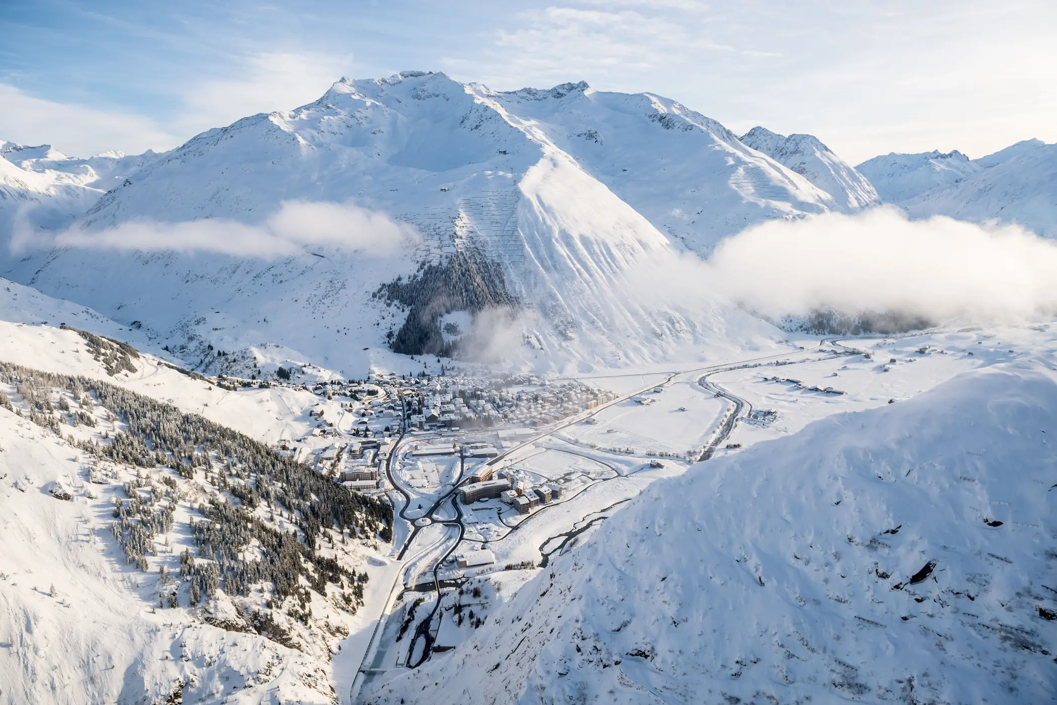 Skigebied Andermatt © Valentin Luthiger / Andermatt Tourismus
