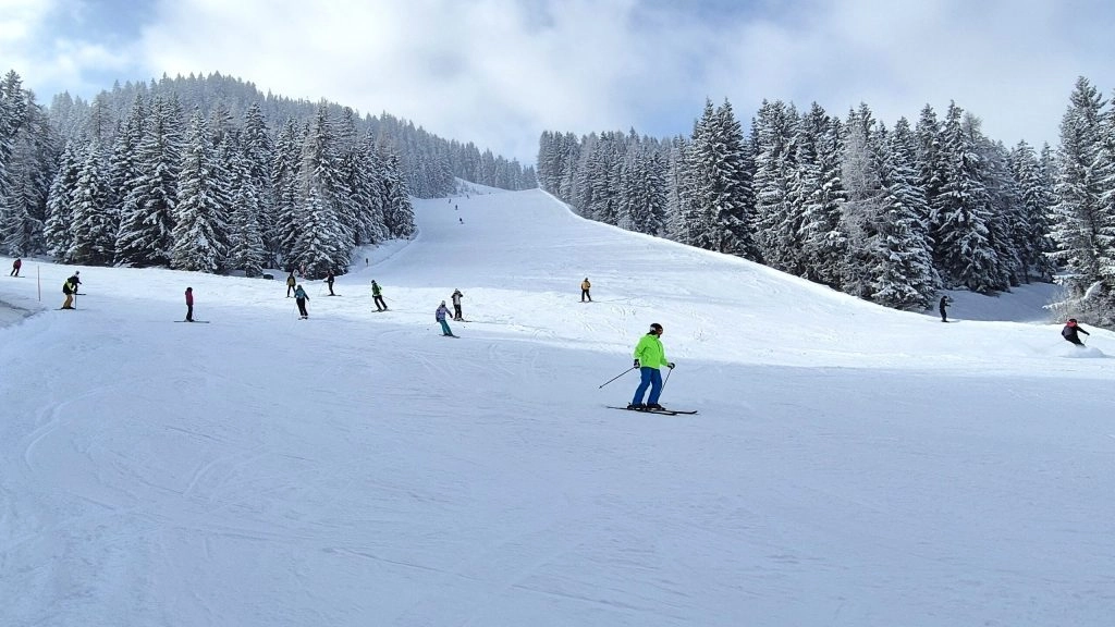 Ook in de Nederlandse krokusvakantie kun je in Rohrmoos nog rustige pistes vinden. Dat komt doordat er relatief weinig Nederlanders zijn. © Skigebiedengids.nl