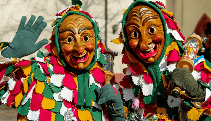 Met carnaval op wintersport in Beieren
