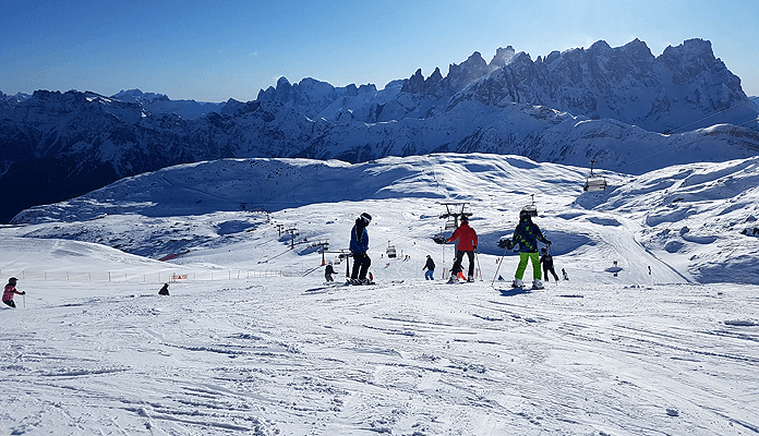 Op wintersport in het mooie skigebied San Pellegrino in Val di Fassa