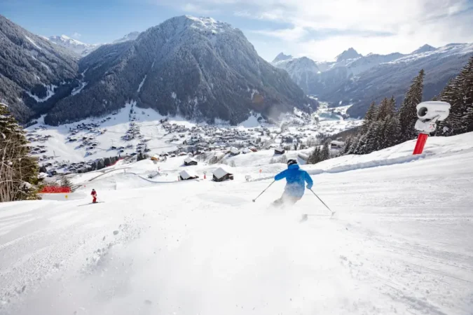 De dalafdaling naar Gaschurn in skigebied Silvretta Montafon is geweldig. © Montafon Tourismus / Stefan Kothner