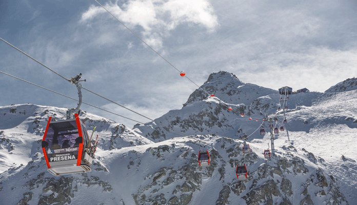 Skliën op de Pesena-gletsjer in Passo del Tonale in Skirama Dolomiti © Caspar Diederick/Skirama Dolomiti