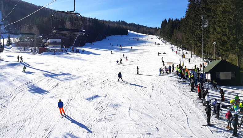 Wintersport in Tsjechië: Harrachov © Tomás Rucký
