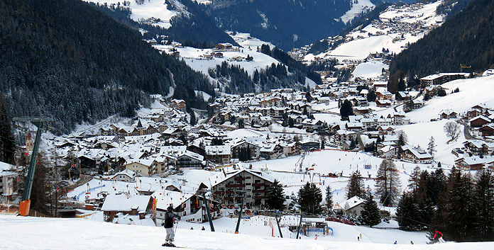 Op wintersport in Selva - Wolkenstein in Val Gardena, Italië © Skigebiedengids.nl